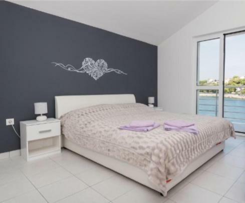 Apartments Atlas Grubisic Primosten Exterior photo
